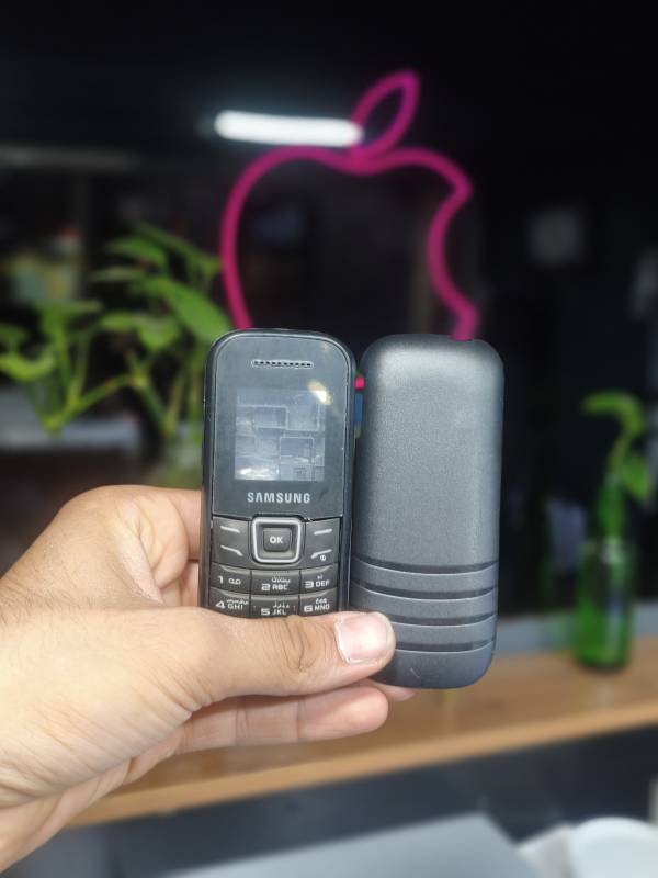 قاب نوکیا E1200
