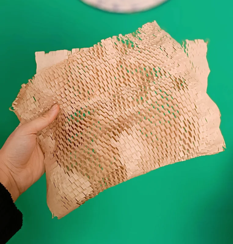 کاغذ بسته بندی لونه زنبوری