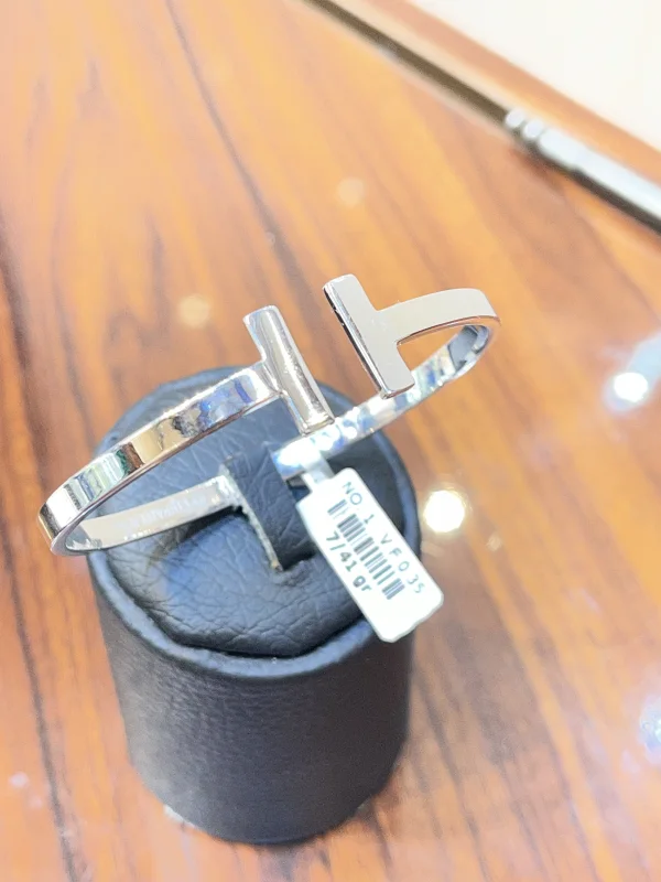 دست بند هرمس  آیسان
