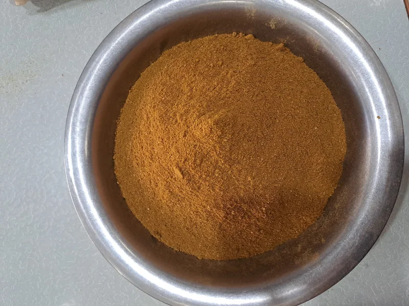 ادویه گراماسالا مرغ(ترکیب تخصصی عطاری ایرانیان) یک کیلوگرم