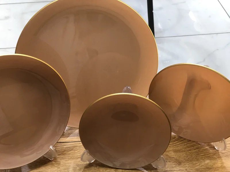 سرویس ارکوپال  ۶ نفره رنگ کالباسی کد ۴۰۶۷